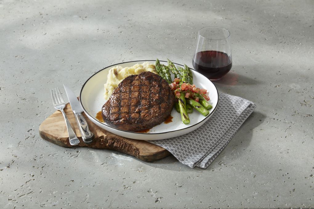 14oz Ribeye with 2 sides (JG&SEA)_0010