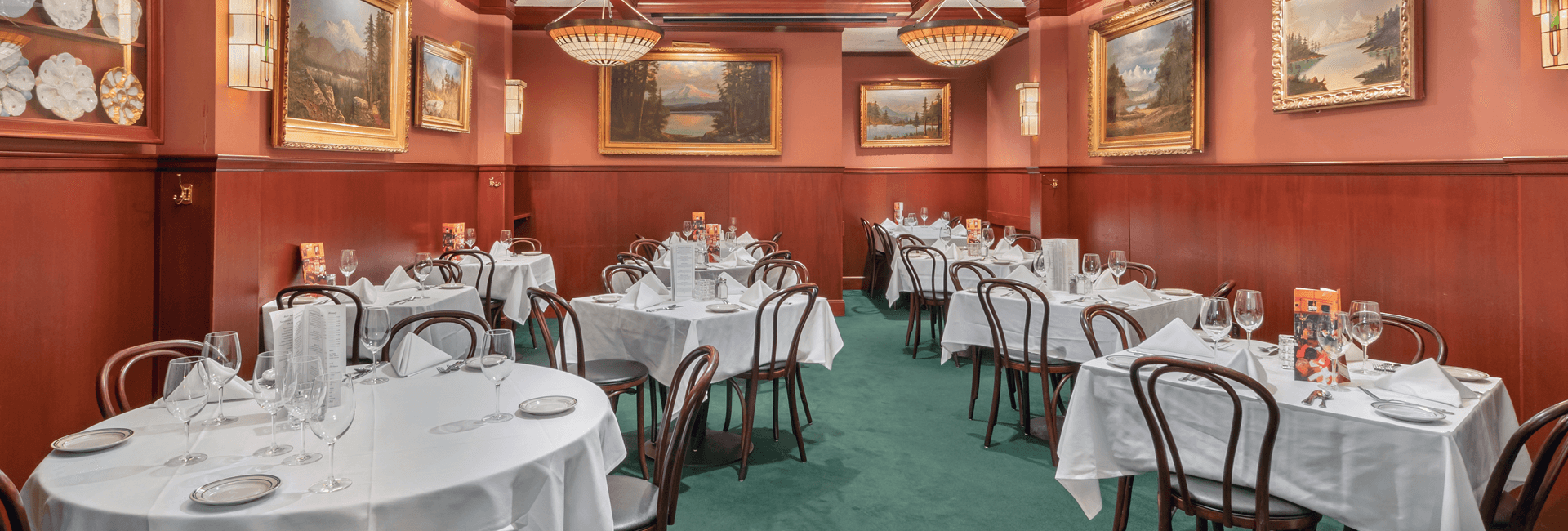 Private Dining with Jake's Famous Crawfish